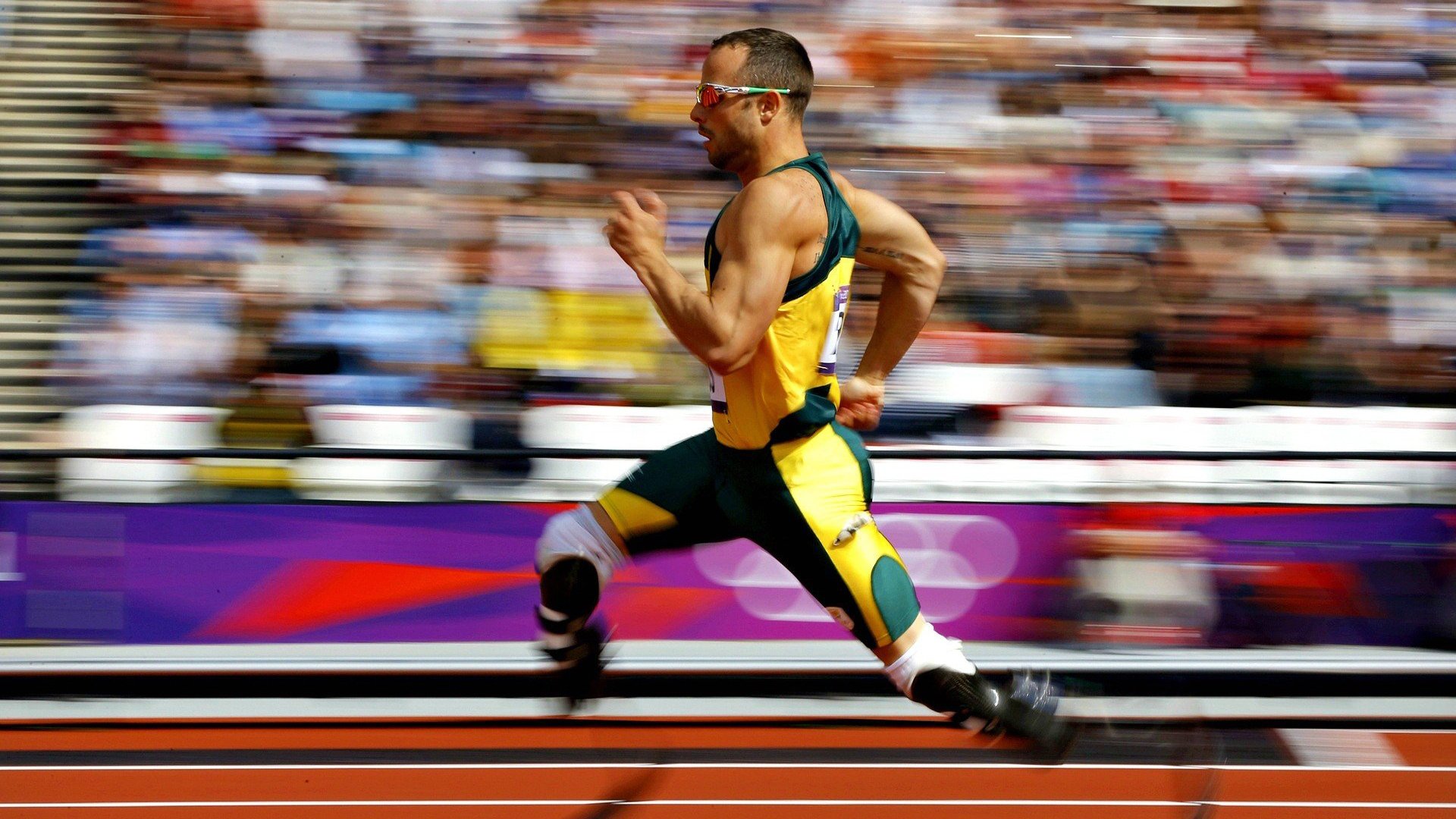 Kobayashi 灵活转换角色表现优异